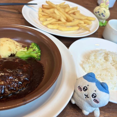 うさぎとガスト🍽
ドリンクバーに100%オレンジジュースがないと悲しい😢😢😢😢