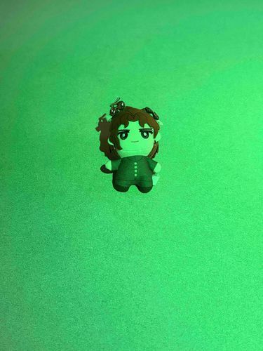 夜のプールをすいすいと泳いでいると思っているちみのり