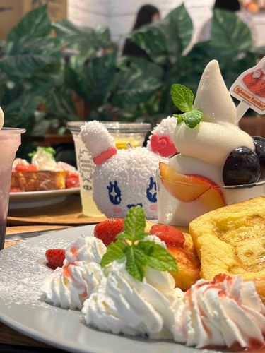 おいしそぉ…♡