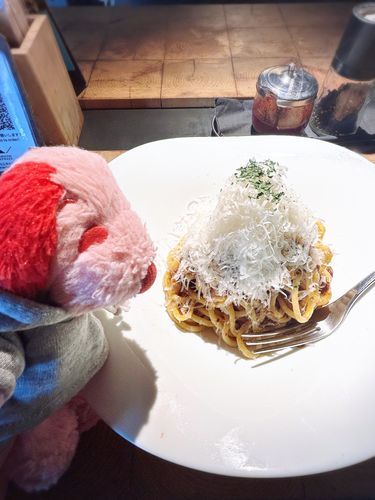 ぴーぴです❨･¨  ა♥ちーずがゆきみたいにふったぼろねーぜとってもおいしそうです…！