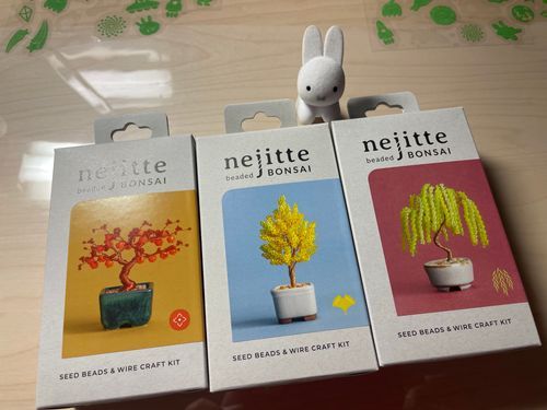新しい可愛いものを買いました！作りますよ！
まずはビーズを70粒………絶対完成させますよ！
