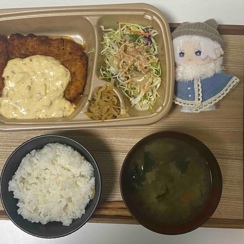 とどぬくん！
やよい軒のチキン南蛮だよ！美味しそうだねえ


いっぱいくえよな