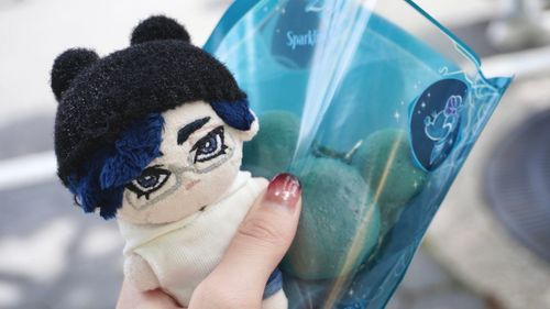 青色のマカロン、珍しいね。大変美味しかった。