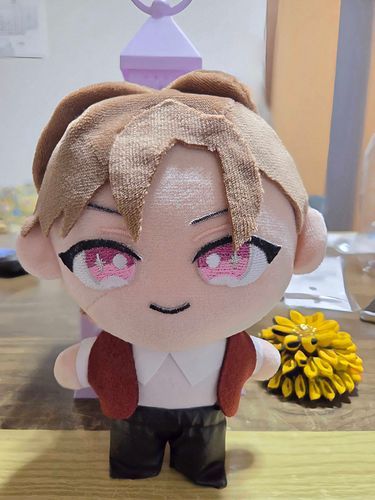 髪の毛だけですが、初めて作製した仮面ライダーディケイドの門矢士のぬいぐるみです😊

シンケンジャーの世界の髪型で作製してみました✨
似ているかはちょっと不安なんですが🥲