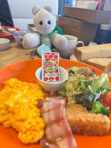 ビッグボーイやさん♪
モーニングなのに、お客さんたくさんいて
配膳ロボくんが大忙ししていたヤ