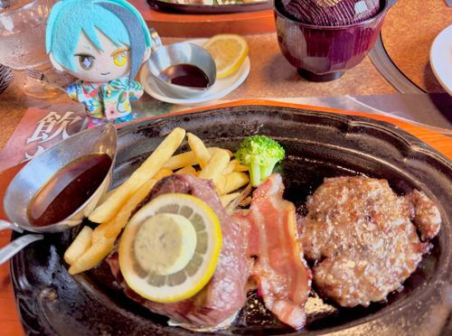 ぼくのはんばーぐすてーきですよ！