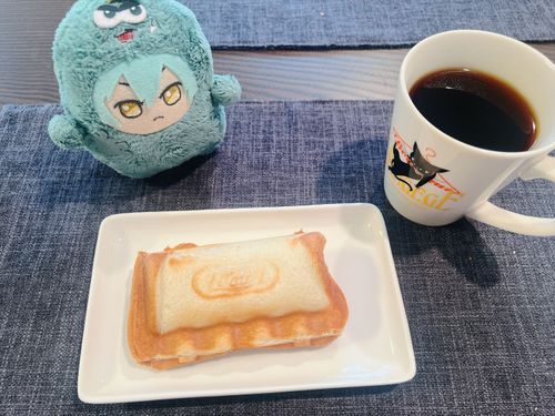 ホットサンド
じぶんで つくるから なにいれても じゆー