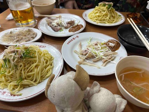 「孤独のグルメ」にでてきた 第一亭に来たよ🐶