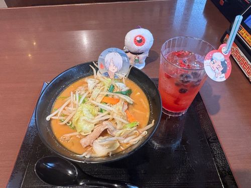 味噌らーめんじゃ！ 
わし良い男じゃろ？ 
水木は小こくなったか？