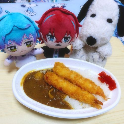 圧倒的えびふらいをガン見。