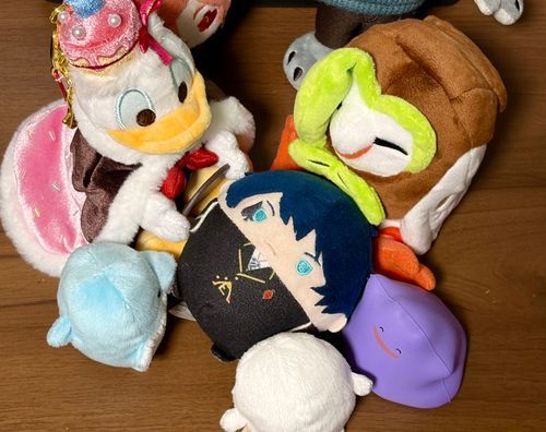ん？
なんだみんな？
どうして ぼくを もちあげて・・・
わああああ！！！