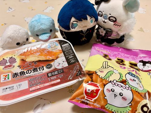 ちいかわコラボの しるこサンドと につけだ！
ようやく えいがを みにいける ことに なったからな、きあいいれて いくぞ！