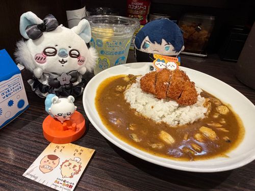 ここいち の ちいかわ コラボだ！
かいの ツーンとした かんじが・・・な！おいしかったぞ！！

レモンスカッシュの とくてんは モモンガ だったから、いっしょにいった モモンガに、「よかったな！」って いったんだけど、「これは じぶんじゃ ない・・・」って かなしそうな かおを されてしまった。
モモンガって なんにんも いたのか・・・わるいこと しちゃったな。