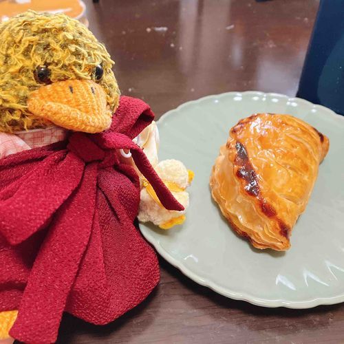 美味しそうなアップルパイ🐤✨
ここいちゃはちょっとおいついて…🐤💦