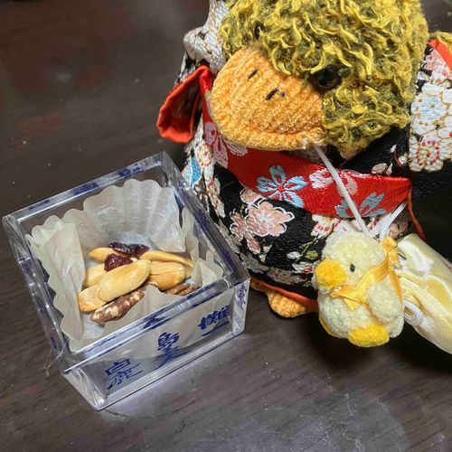 昨日は節分だったから、燻製ピーカンナッツとピーカンナッツで豆まきしたよ
ほんとにこれでよかったの？🐤💦