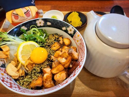 2605 サーモン丼
