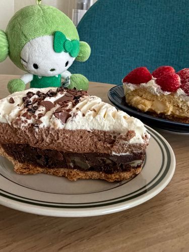 デカいケーキ×2