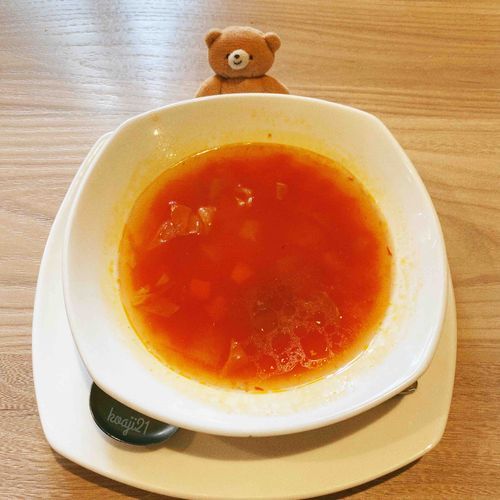 今日じゃなくて、この間なんだけど…
イタリアン🍝行ったんだ♪
ミネストローネおいしかった😋