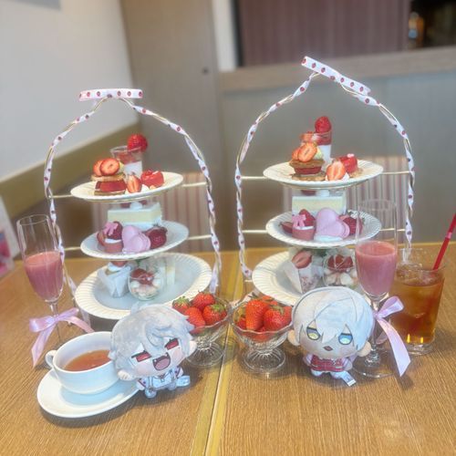 𝐀𝐟𝐭𝐞𝐫𝐧𝐨𝐨𝐧 𝐓𝐞𝐚🍓