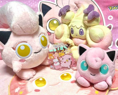 ごせんぞさまやマホちゃんたちがデザインされた文字を入れられるラメラメアクキーゲット！
親しみを込めて「🍬しっぽﾁｬﾝ」を選んでみたよ〜