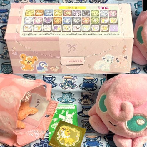 見たことないシール入りお菓子がダイソーにあったよ⚡️
新しめの商品っぽい！