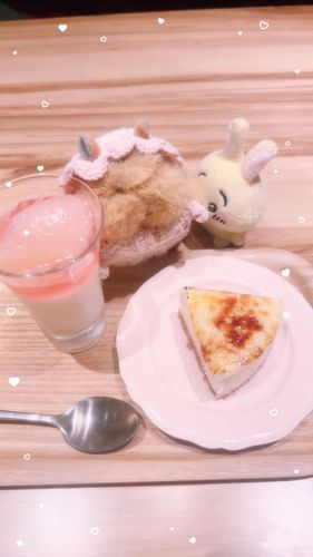 🐹こんな近くにあるのに僕食べられないやつじゃん！
🐰ハァ？ハァ？ハァ？