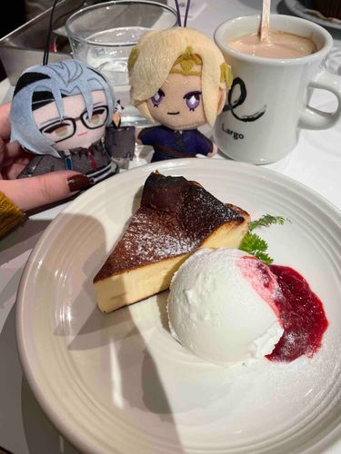 バスクチーズケーキ〜推し&推しを添えて〜
