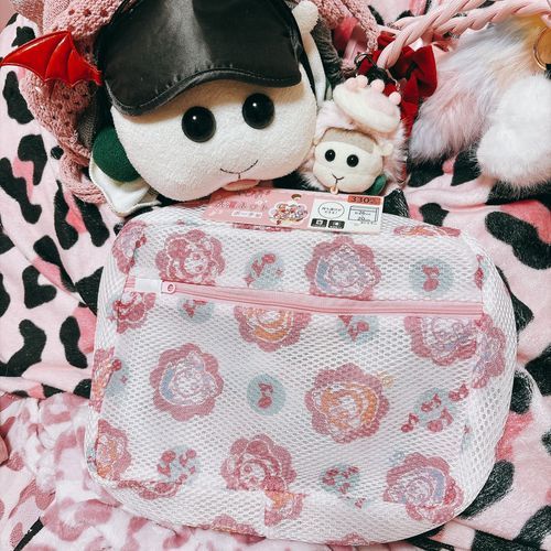 WATSでお邪魔女どれみ#の洗濯ネット買って来たんだよぉ〜！モチ🍡
可愛くて実用的なの〜♡リアリィ🐶
おじゃる丸コラボもたくさんあったんだよぉ〜！モチ🍡