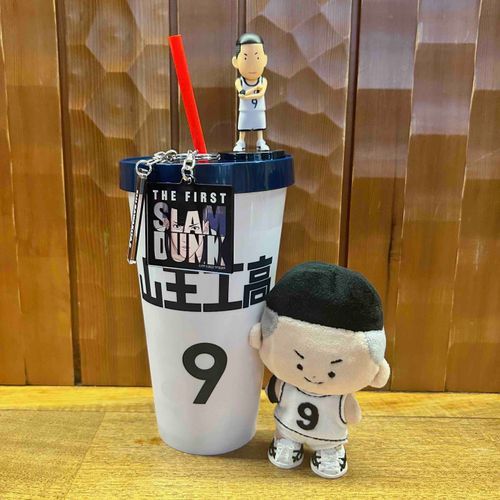 ドリンクホルダーとキーホルダー、買えたっす