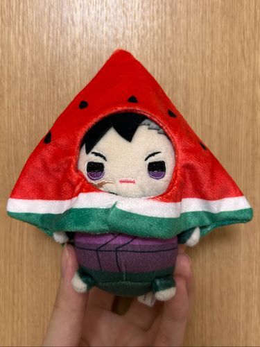ちょっと不服そうな顔というか、案外気に入っているのかわからないね