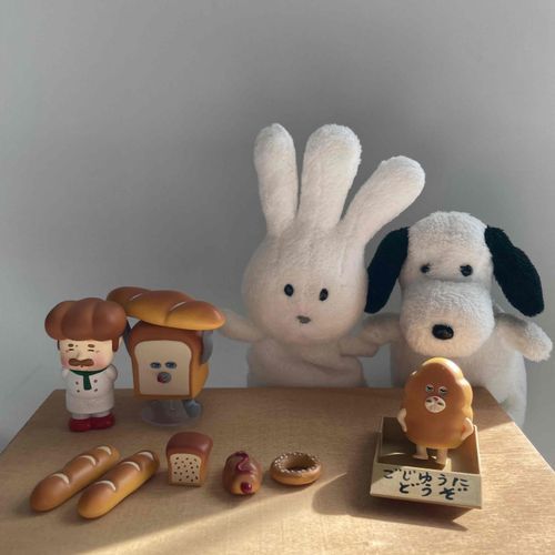 
ぱんをかいにいったよ〜〜