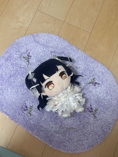 新品のラグ 一番乗り