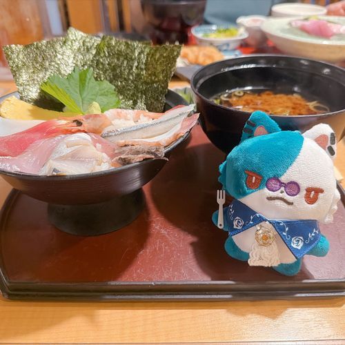 ナ"ァン
（ごはん）