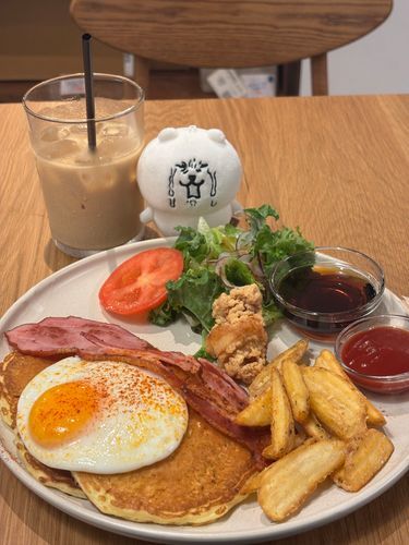 台風来ても美味しいもの食べるもん！