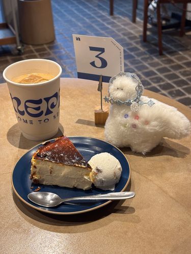 チーズケーキwithアイスクリーム