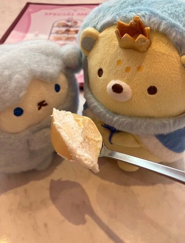 みんなで食べると美味しいね🍮パフェを食べました