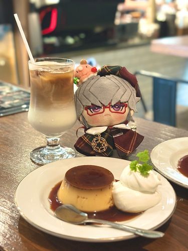 横浜のカフェに行ったね☕️ プリン固めで嬉しかったね🍮