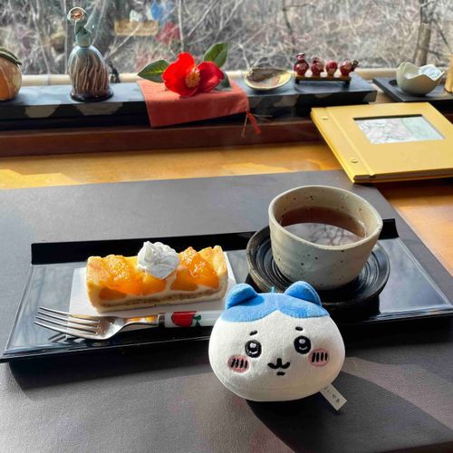 ほうじちゃと りんごケーキ！🍎