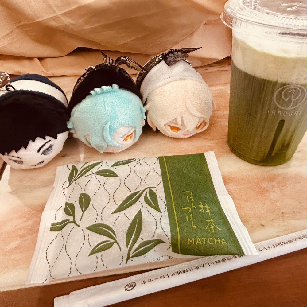 もちあつ、もちひげ、もちひざとトーハクへ。

京ふわわ好きだからずっとトーハクに出店して欲しい。