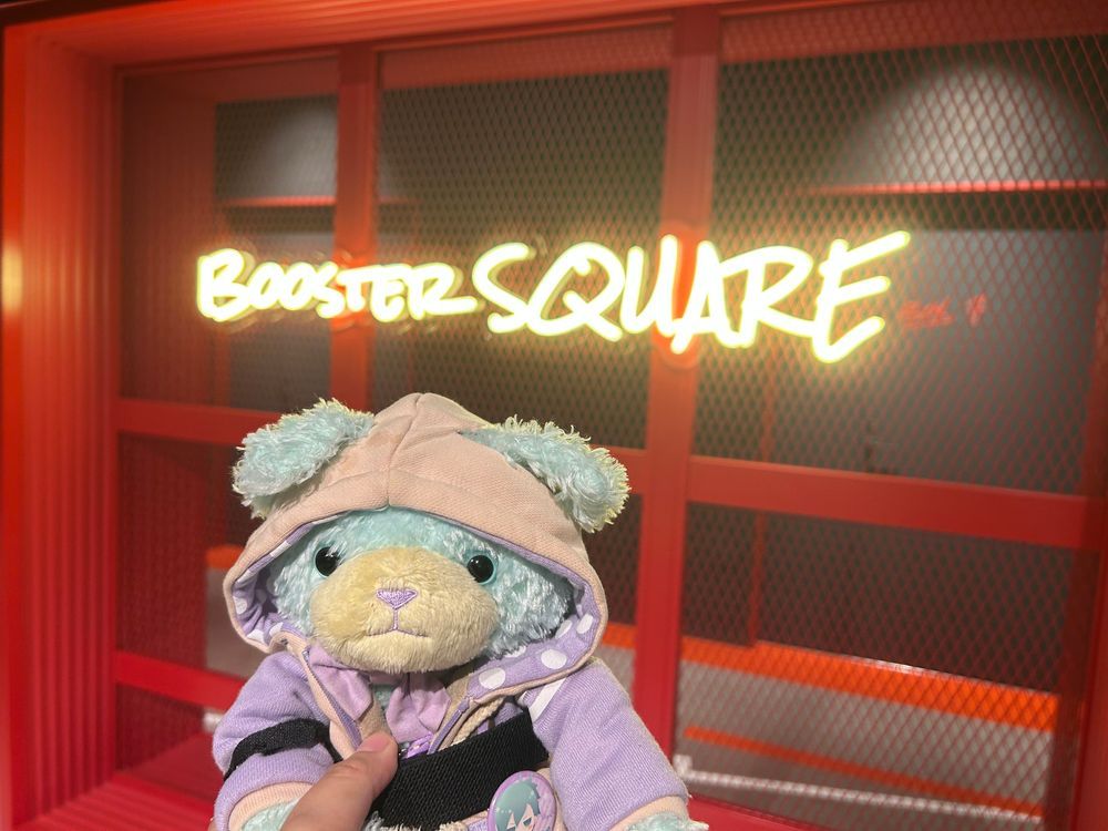 しゃぶしゃぶキメてからの、ライブ。
引き当てた席がVIPBOXだった。ライブも咳も最高だった