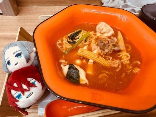 これは「え……主、米より麺派なの?」の顔です