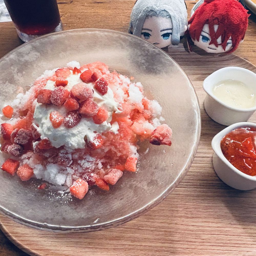今の時代はファミレスでかき氷を食べれる時代です