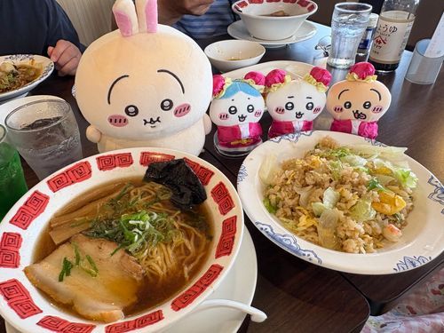 こないだバーミヤン🍑行ってきたよ♪
少し前にバーミヤンラーメン10円クーポン廃止されちゃったけど、その前にクーポンゲットしてたから使えた!!
バーミヤンラーメンも餃子も10円ってすごいくじだったなぁ✨️