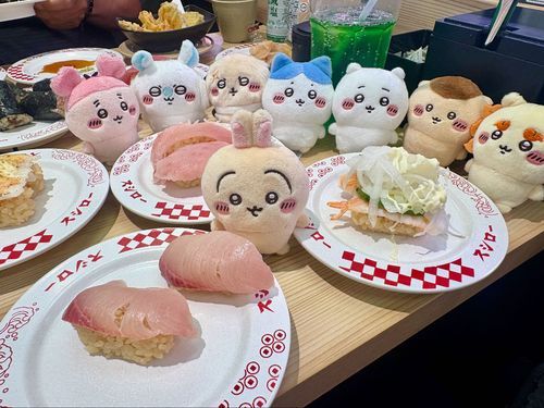 スシロー①
スシロー🍣行ってきたよ♪
しゃりが赤しゃりだった!!
美味しかった～✨️