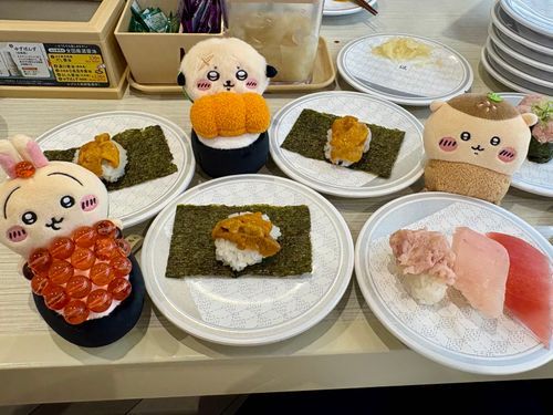 はま寿司🍣
うにつつみ税込み110円やってるから行ってきたよ～!!