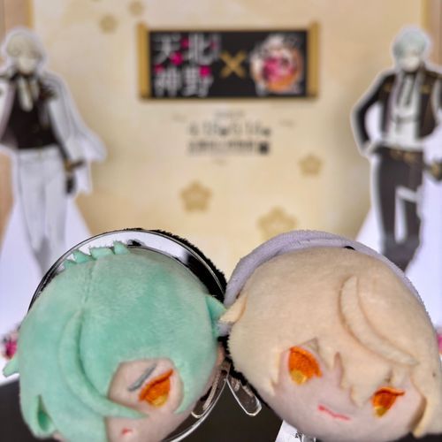 かたなのぼくたちをみてきたよ
ぼくとおとうと、ならんでかがやいていたねぇ
こんどは てんきがいいひに いろいろなところいきたいなぁ