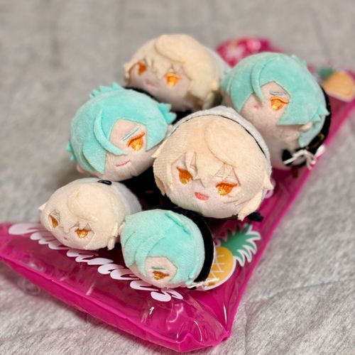 やぁ、なんだかひさしぶりだね
あるじが がちゃがちゃでおもしろいものをてにいれてきたよ
ふろーとぼーと いちおうみんなでのれたね