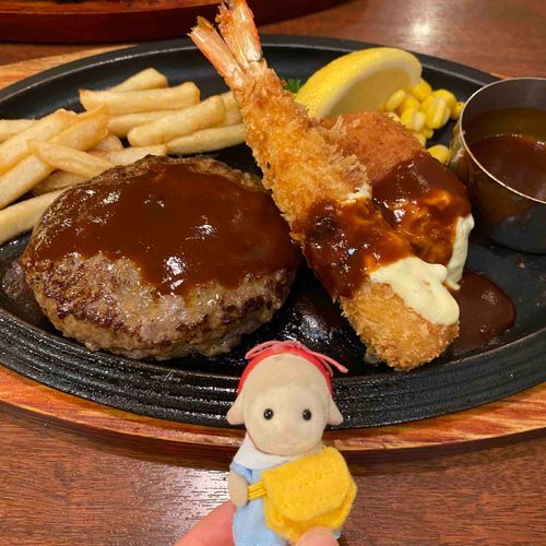 ハンバーグ！エビフライ！カニクリームコロッケ！さいこー🎶