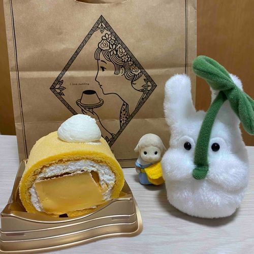 プリンロールケーキとてもおいしかった🎶🍮