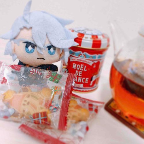 クリスマスブレンドという特別な紅茶でよるのティータイムです。
